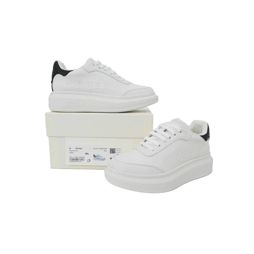 Alexander McQueen Sneaker Black Tail