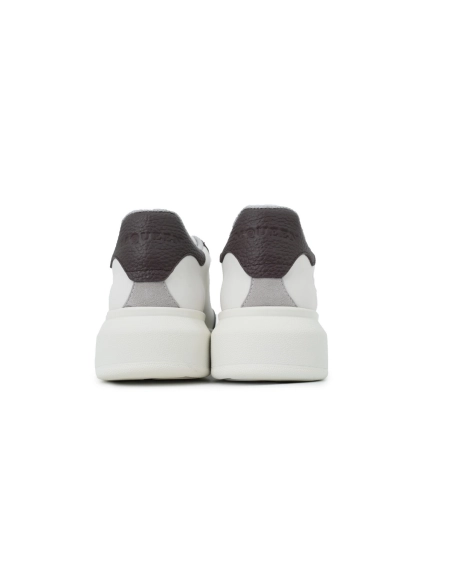 Alexander McQueen Sneaker Coffee Tail