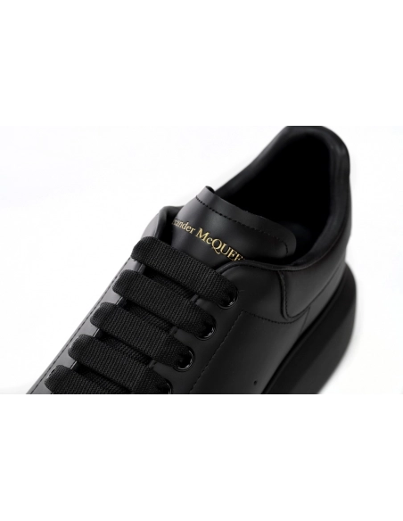 Alexander McQueen Oversized Black