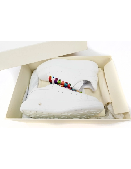 Alexander McQueen Oversized White Rainbow 553770WHX9P9035