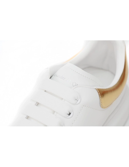 Alexander McQueen Oversized Golden Tail 462214WHFBU9075