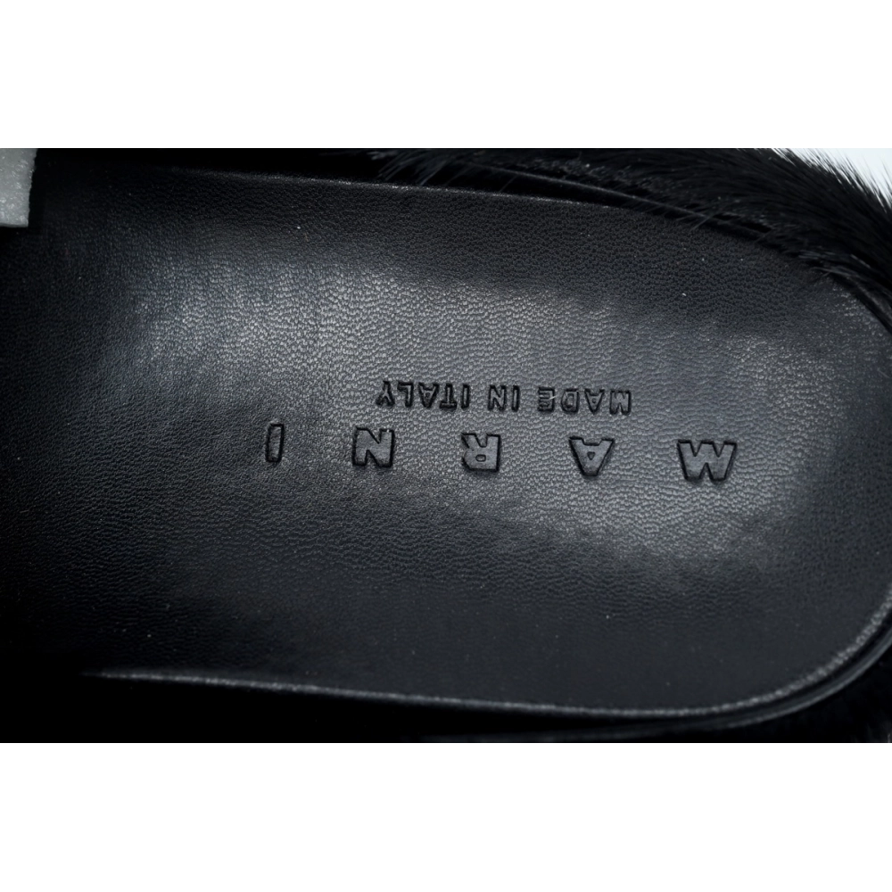 Marni Long-hair Calfskin Fussbett Sabot Black SBMR000600P412200N99