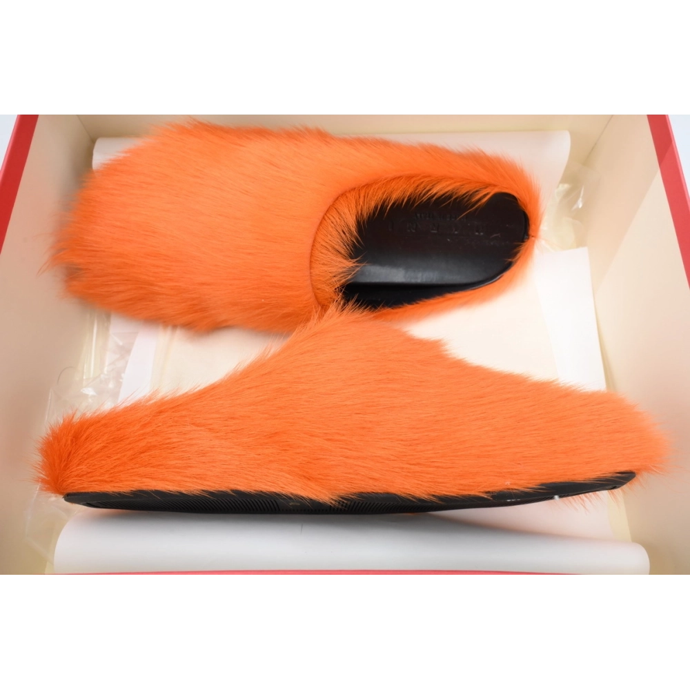 Marni Long-hair Calfskin Fussbett Sabot Orange
