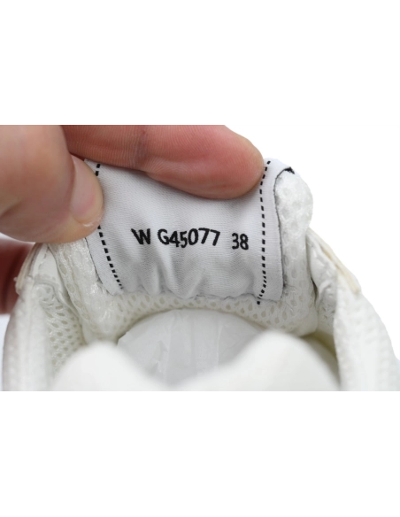 Chanel Fabric Laminated Low Top Sneakers White G45077 B16748NY264