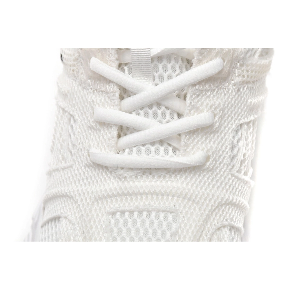 Balenciaga Phantom Triple White 679339W2E929000