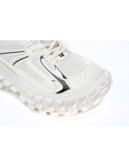 Balenciaga Defender Light Beige 685613W2RAA9110