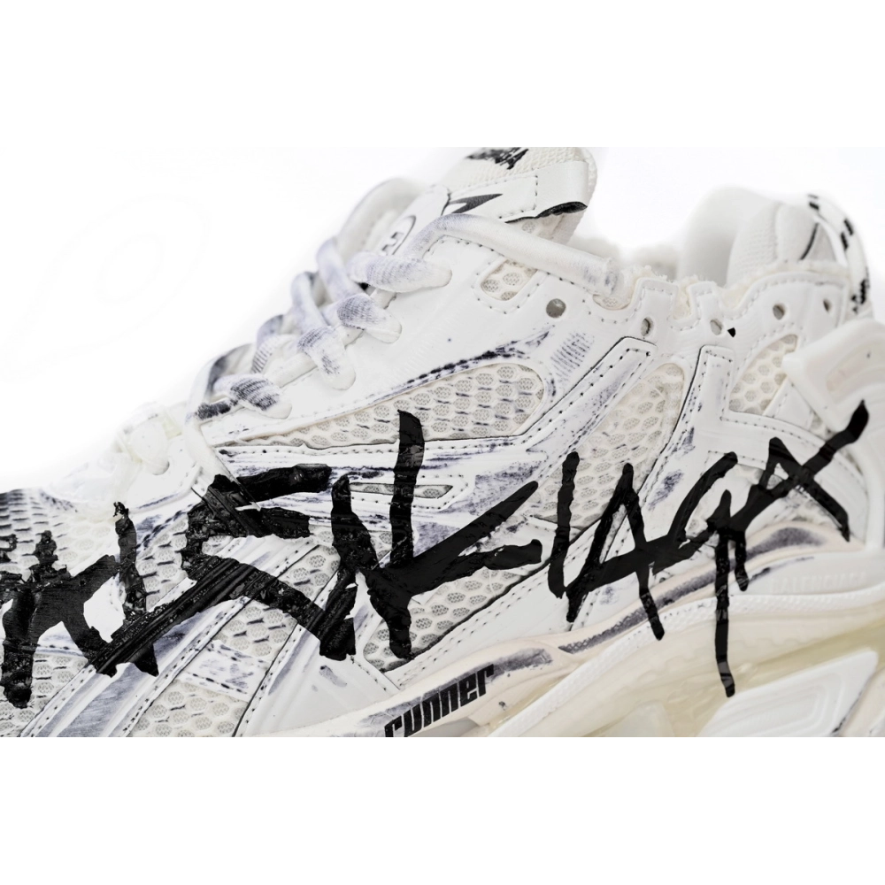 Balenciaga Runner Graffiti White 677403W3RBQ9010
