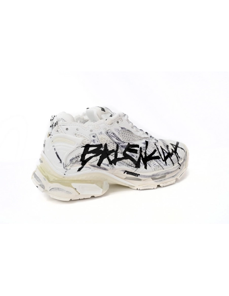 Balenciaga Runner Graffiti White 677403W3RBQ9010