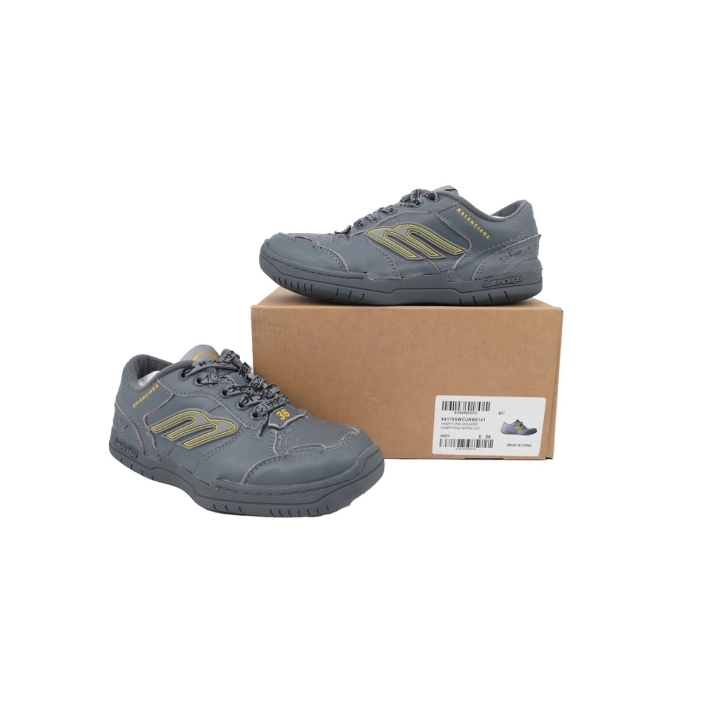 Balenciaga Hamptons Worn-out Trainers Grey 841765 WCURB 9141