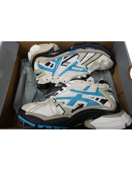 Balenciaga Runner Beige Grey Blue 677403 W0RB6 2028