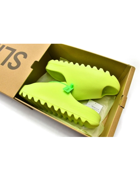 Adidas Yeezy Slide Glow Green HQ6447