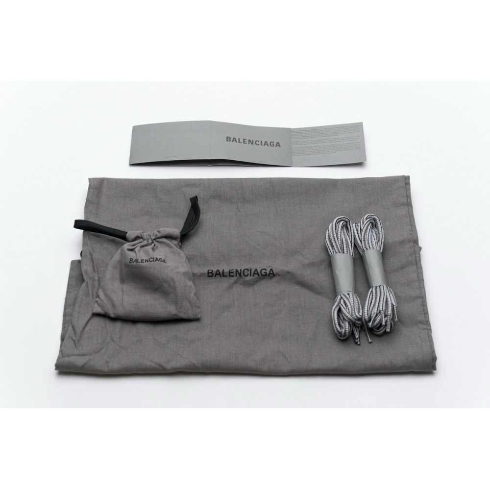 Balenciaga Track Grey LED 542023W1GB71214