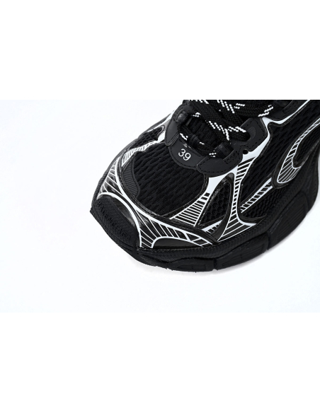 Balenciaga 3XL Sneaker in Black - 734731W3XL11090