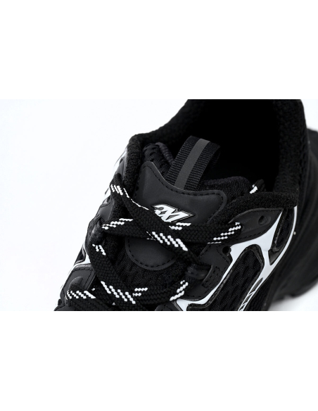 Balenciaga 3XL Sneaker in Black - 734731W3XL11090