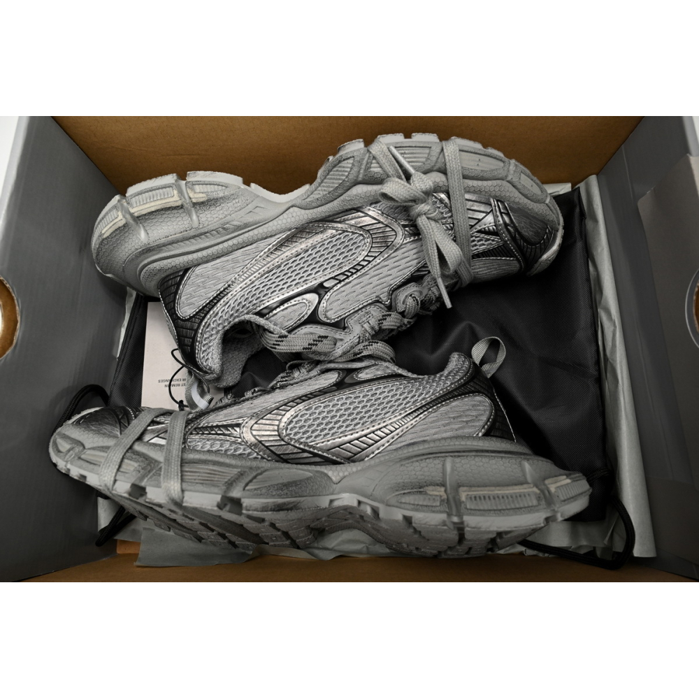 Balenciaga 3XL Sneaker in Dark Gray 734731W3XL71210