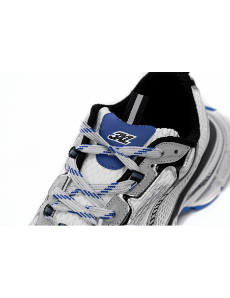Balenciaga 3XL Sneaker in Black And White Blue 734734W3RB70226
