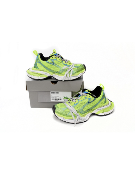Balenciaga 3XL Sneaker in Green Grass 734731W3XL67019