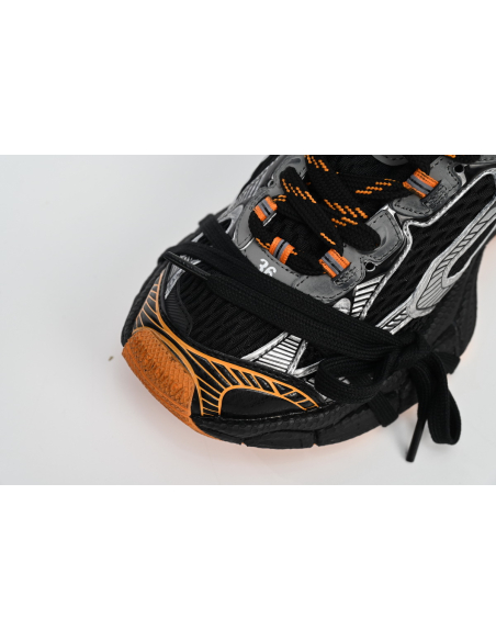Balenciaga 3XL Sneaker in All Black Orange 734731W3XL31178