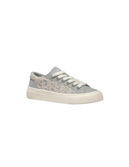 Dior B33 Sneaker Gray Smooth Calfskin / Cream Oblique Raised Embroidery 3SN303ZYQ H868