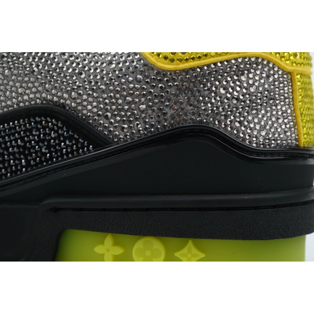 Louis Vuitton Trainer Black Yellow Rhinestone 1A9JXP