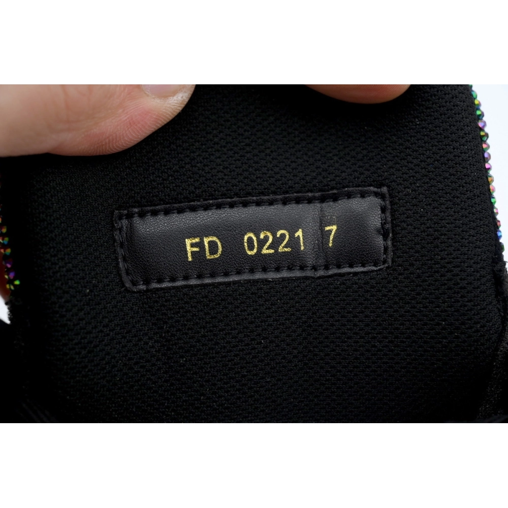 Louis Vuitton Trainer Black Rhinestones 1A815H