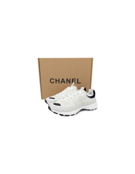 Chanel Interlocking CC Logo Calfskin Suede Calfskin Sneakers White