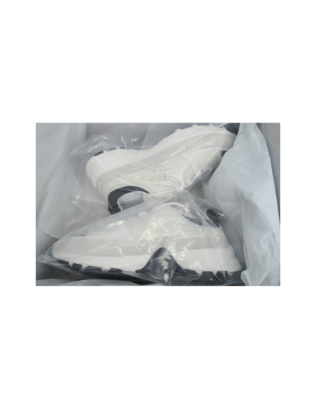 Chanel Interlocking CC Logo Calfskin Suede Calfskin Sneakers White