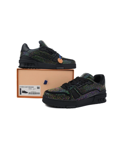 Louis Vuitton Trainer Black Rhinestones 1A815H