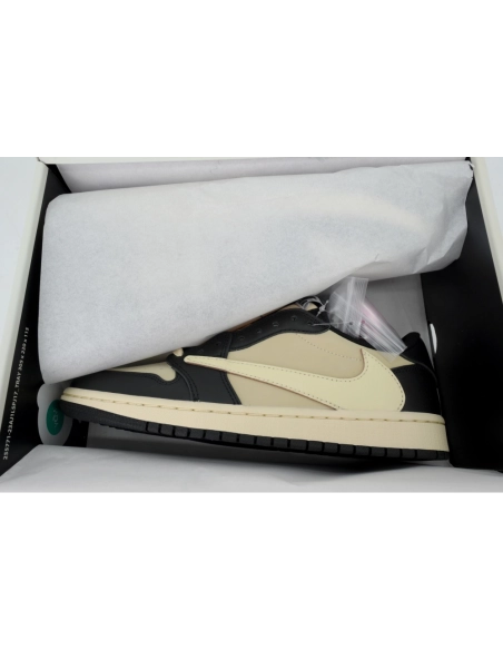 Travis Scott x Air Jordan 1 Retro Low OG SP Pale Vanilla DM7866-201