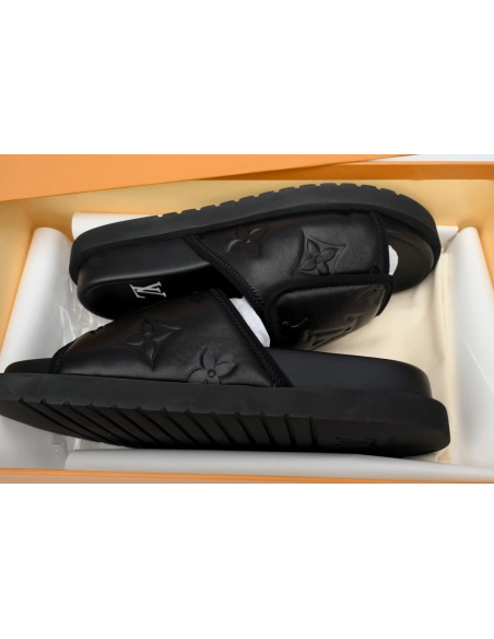 Louis Vuitton Miami Mules 1A90DX