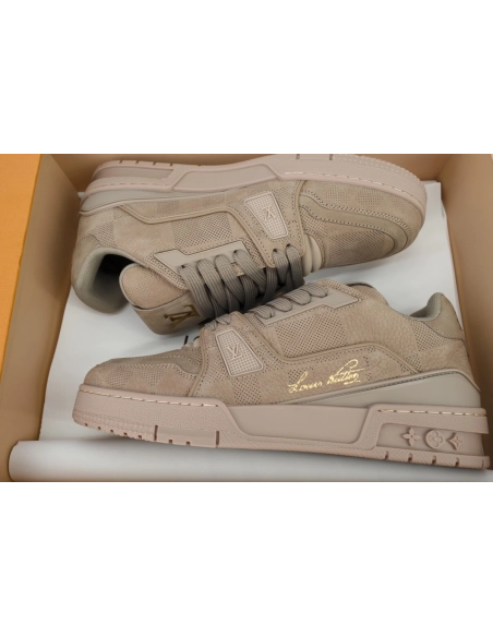 Louis Vuitton Trainer Brown Small Embossing