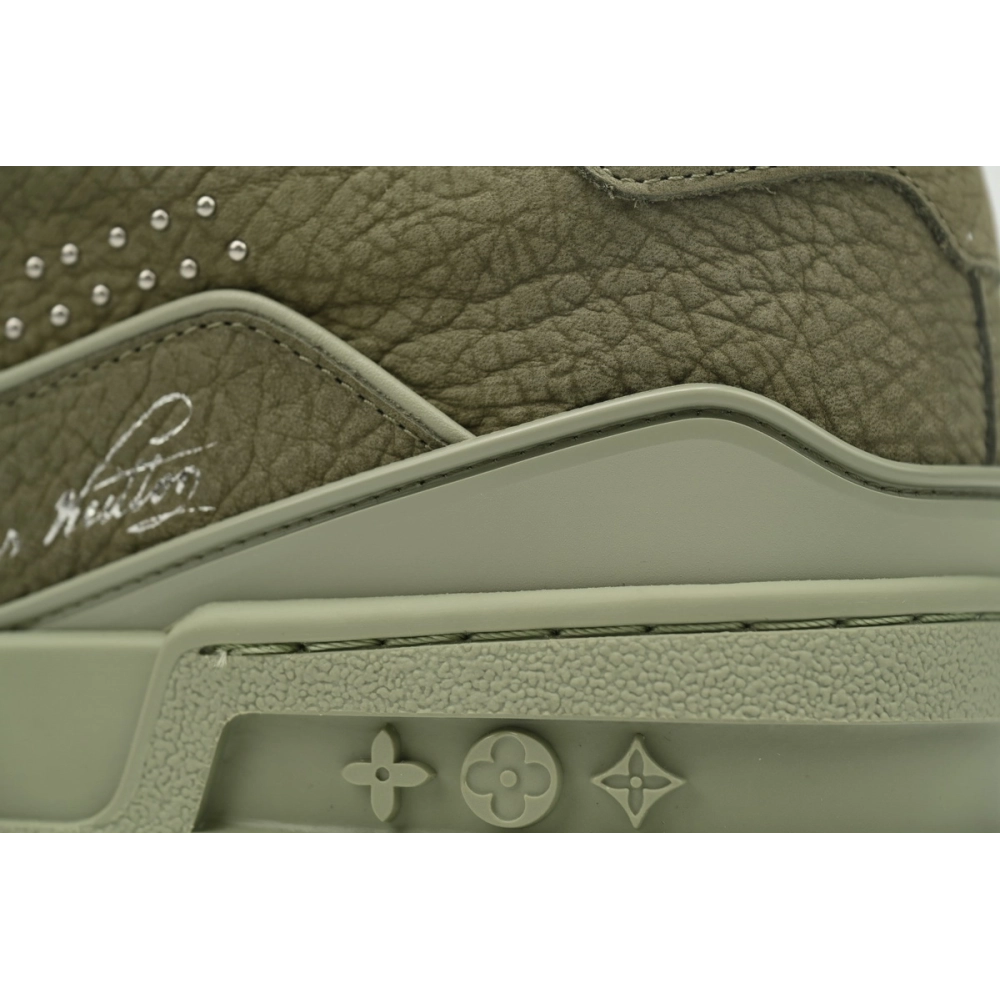 Louis Vuitton Trainer Green Rivets