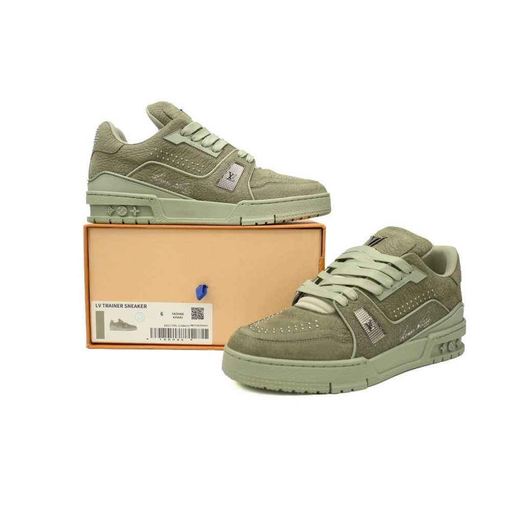 Louis Vuitton Trainer Green Rivets