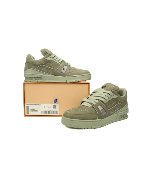 Louis Vuitton Trainer Green Rivets