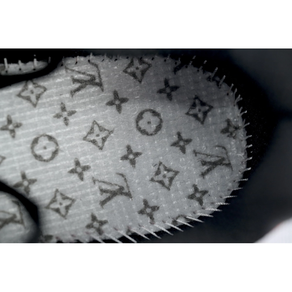 Louis Vuitton Runner Tatic Black Orange