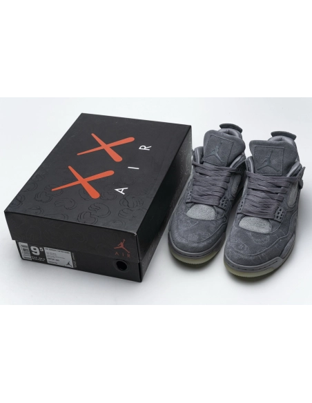 Air Jordan 4 Retro Kaws 930155-003
