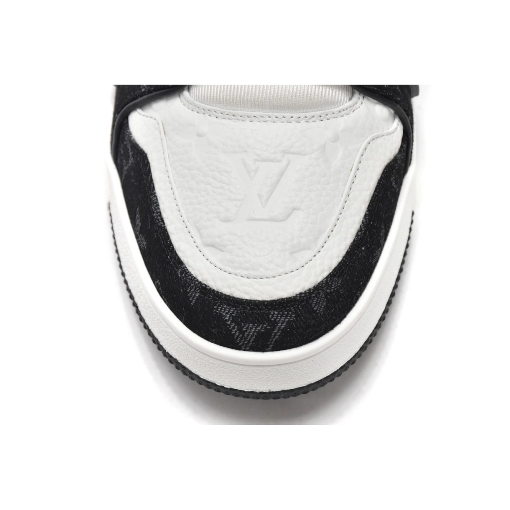 Louis Vuitton Trainer Black and White Cloth Cover VL1202