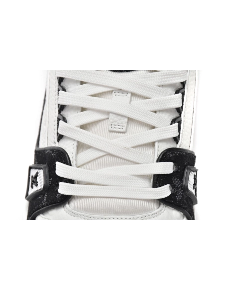 Louis Vuitton Trainer Black and White Cloth Cover VL1202