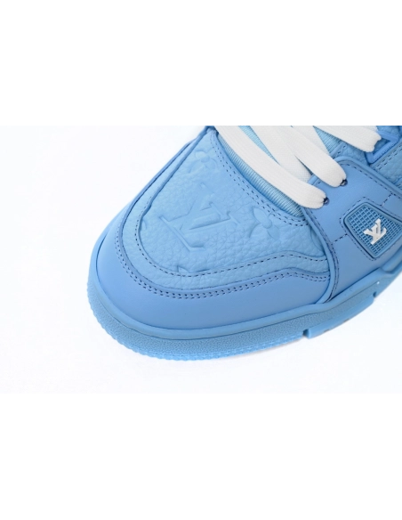 Louis Vuitton Trainer Blue Embossed Monogram 1AARFI